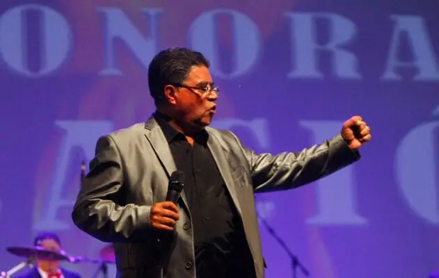 Lucho Flores se retira de la Sonora Sensación y realizará su último concierto en la Vendimia de Curicó