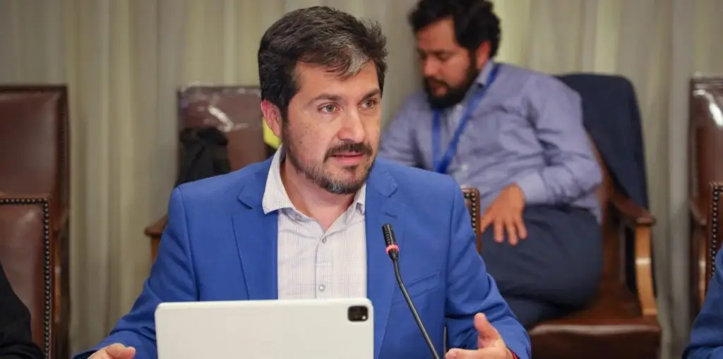 Diputado Hugo Rey: “Sagrada Familia no merece un alcalde suplente que lo estaba haciendo pésimo”