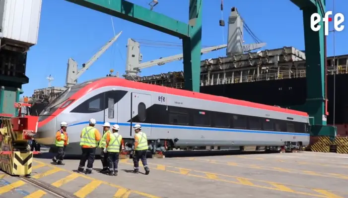 Llegan a Chile los trenes más rápidos de Sudamérica
