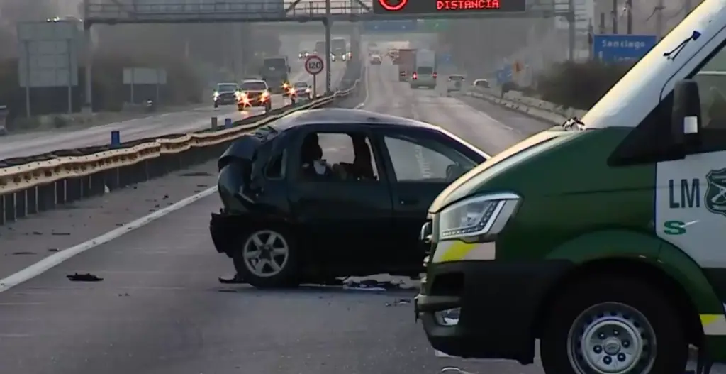 Conductor se bajó de su vehículo tras quedar en pana y fue atropellado