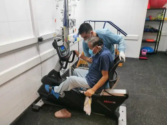 Hospital Regional de Talca cuenta con nuevo gimnasio terapéutico para pacientes en etapas pre y post quirúrgica