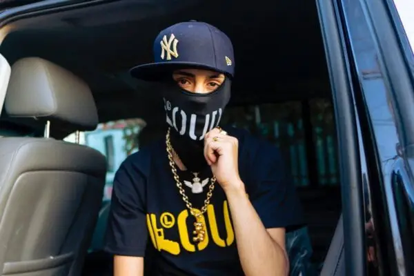 PDI incautó pistola que Cris MJ mostró por Instagram: Era una réplica de "airsoft"