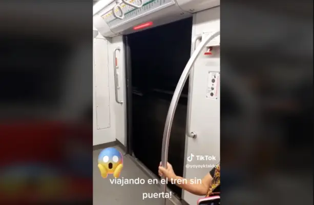 Insólito: Pasajero graba vagón de la línea 2 del Metro circulando sin una puerta