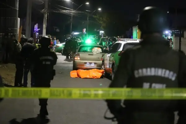 Decretan prisión preventiva y arresto domiciliario para uno de los detenidos tras atropello de carabinero