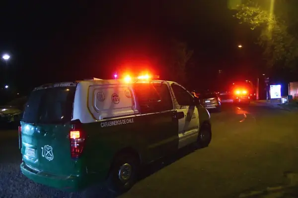 Carabinero fue apuñalado en el ojo durante operativo por violencia intrafamiliar
