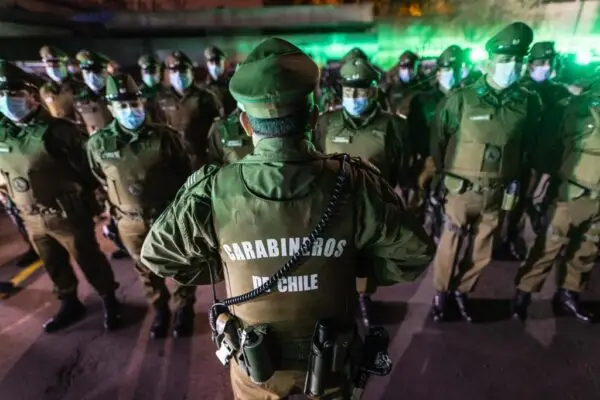 Carabineros: Los datos matan relatos
