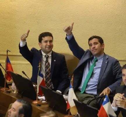 Cámara aprueba solicitud de Republicanos al Presidente Boric para aumentar sueldos a Carabineros y PDI