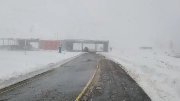 Cierran Complejo Fronterizo Pehuenche por nevazones