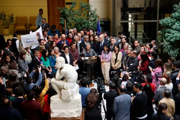 Cámara de Diputados despacha a ley salario mínimo de $500 mil