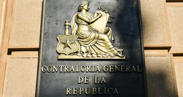 Contraloría ordena suspender toma de razón de contratos entre fundaciones y el Estado