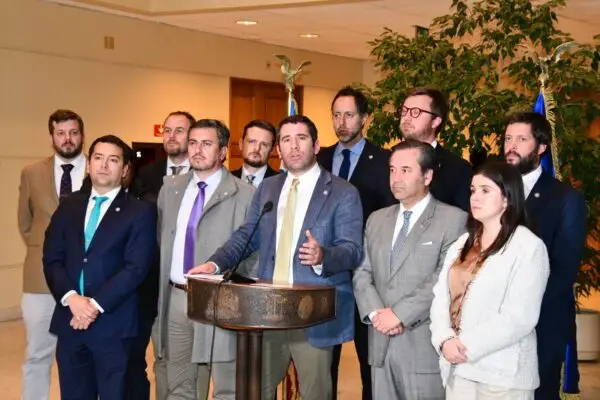 Diputados republicanos anunciaron acusación constitucional contra la ministra de Salud