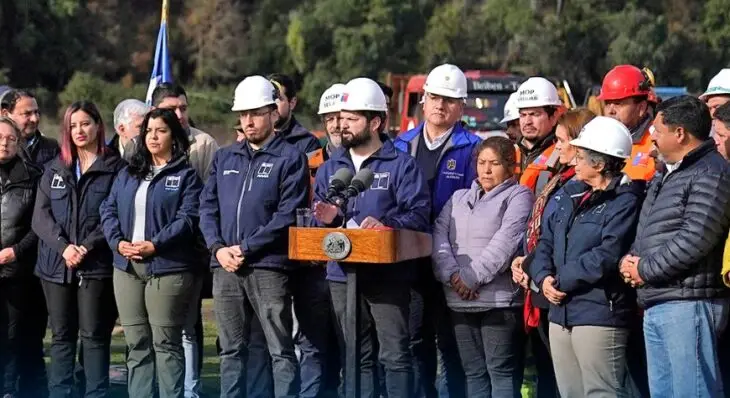 Presidente Boric respaldó trabajo de ministro y seremi de Vivienda en el Maule