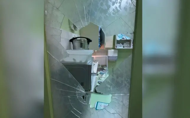 Carabineros detuvo a sujeto que hirió a doctora y causó millonarios daños en Hospital de Curicó