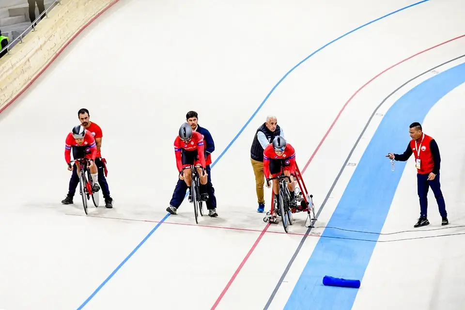 Ciclistas curicanos ocuparon el 4° lugar en la prueba de persecución de los Panamericano de Pista en San Juan