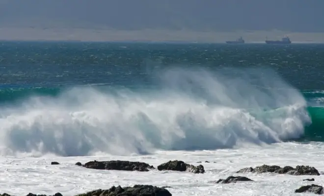 Armada emitió nuevo aviso de marejadas desde Arica al Golfo de Penas