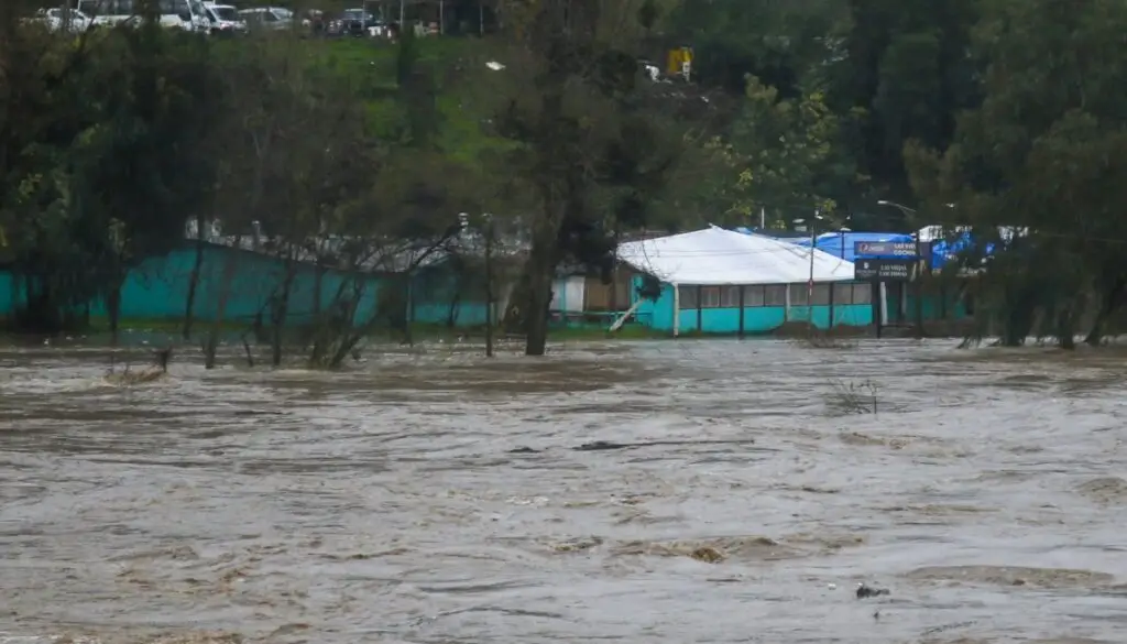 Sistema frontal: Gobierno informa dos fallecidos, 804 damnificados y más de 29 mil aislados