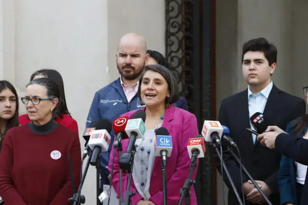 Paula Poblete asume como ministra subrogante de Desarrollo Social tras renuncia de Jackson