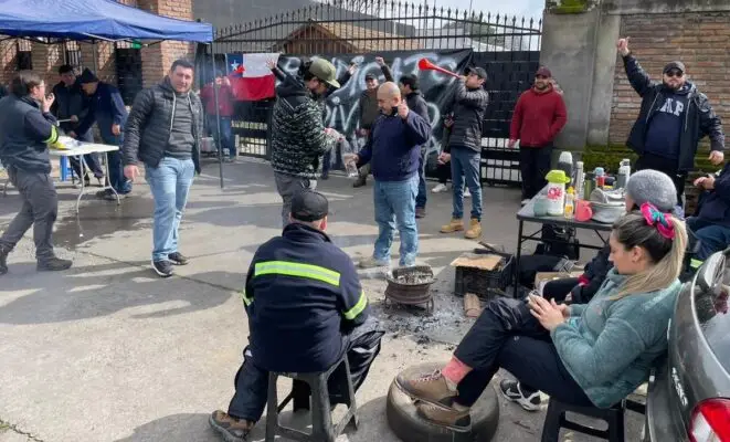 Trabajadores de empresa Valdivieso inician huelga legal en Lontué