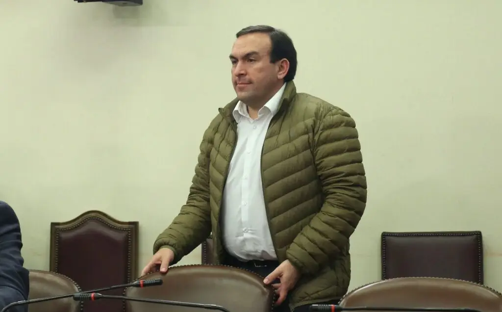 Diputado Felipe Donoso pide al Gobierno ayuda a clase media del Maule tras catástrofe por inundaciones