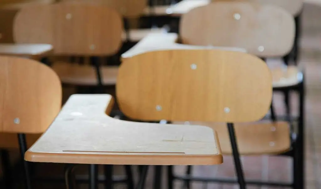Estudiantes del Liceo Polivalente de Molina desaprueban acciones del Colegio de Profesores y exigen diálogo
