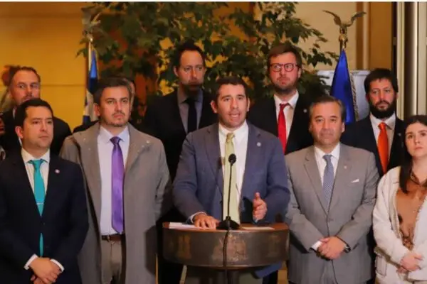 Republicanos desiste de Acusación Constitucional tras renuncia de Jackson