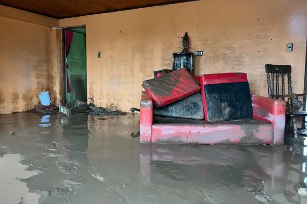 Senapred ordena evacuar sectores de Licantén y Curepto en la región del Maule