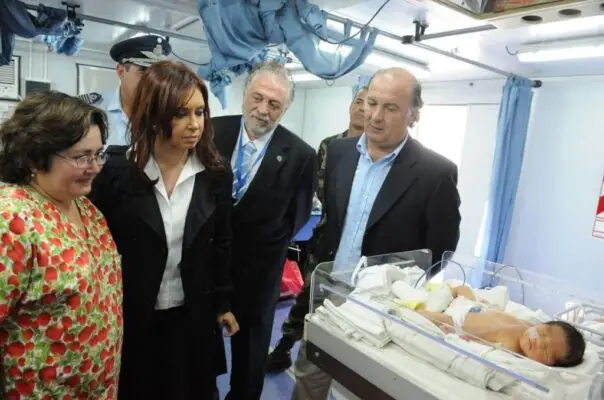 Niña curicana ahijada de ex Presidenta de Argentina tras el 27F pide ayuda para conocerla