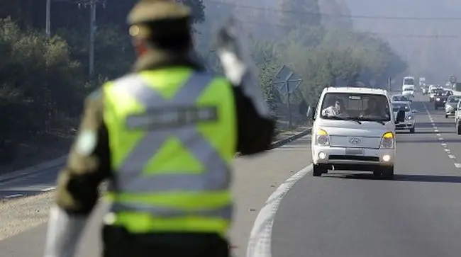 Detienen a conductor de bus que dio positivo a cocaína en Curicó