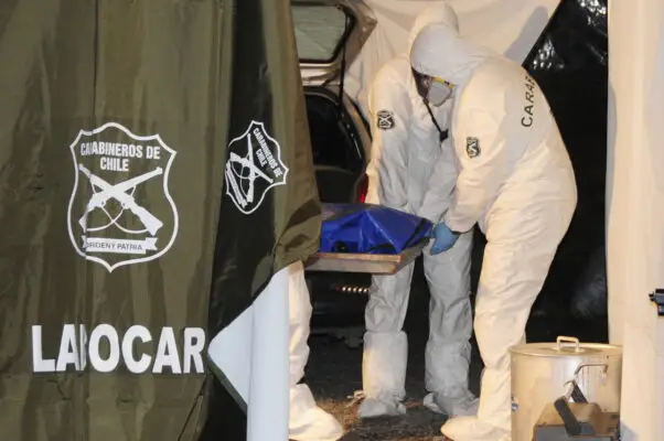 Encuentran el cuerpo descuartizado de una mujer al interior de una mochila en Los Ángeles