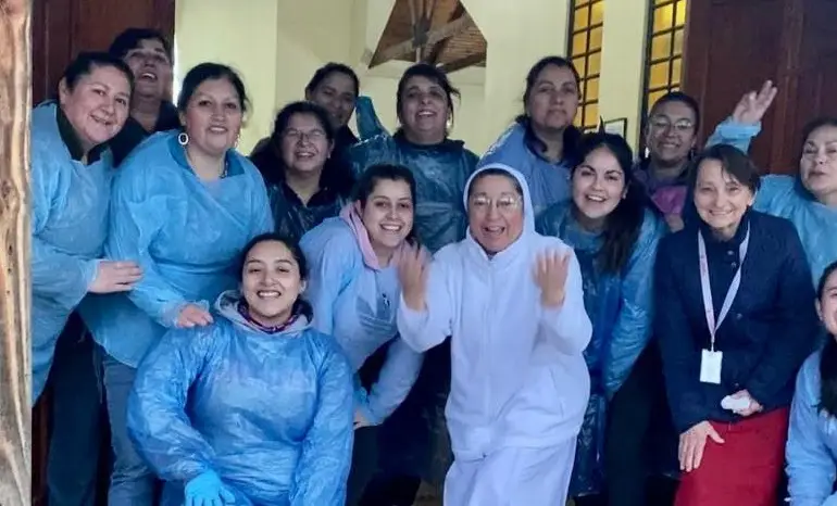 Grupo de zumba “Súmate y Baila” realizaron acción solidaria en Los Niches