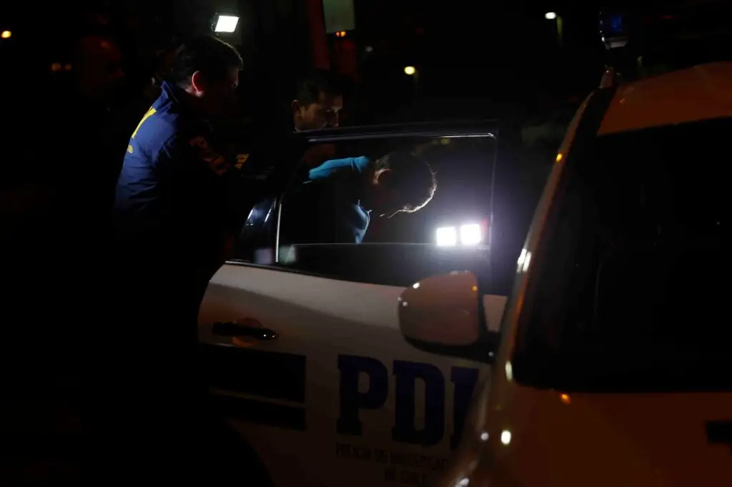 Detective de la PDI de Curicó detuvo a menor de edad que agredió a adulto mayor