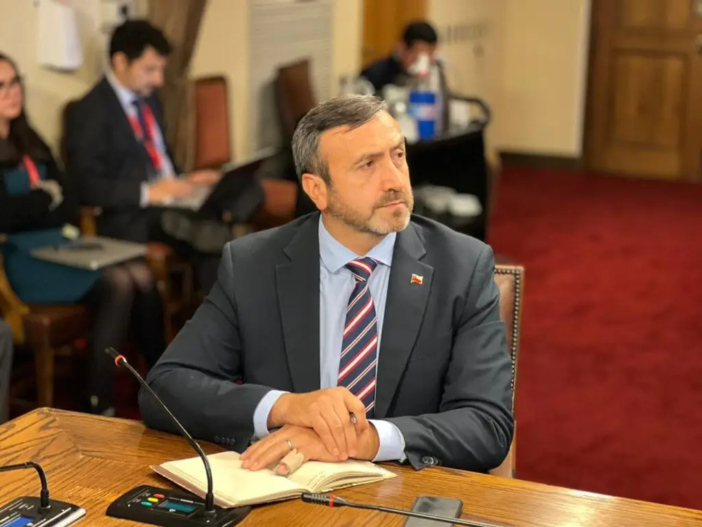 Diputado Francisco Pulgar estará a cargo de comisión que indagará la situación carcelaria en Chile