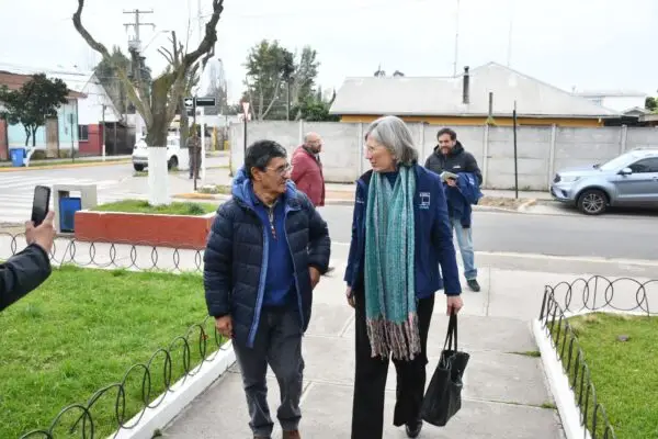 Alcalde (S) y Seremi de Salud realizan coordinaciones para nuevo Cesfam en Sagrada Familia