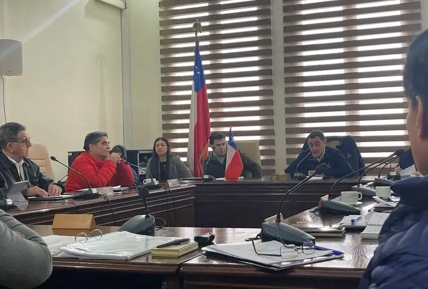 Concejo Municipal de Curicó respaldó a vecinos de Parque Zapallar afectados por inundación