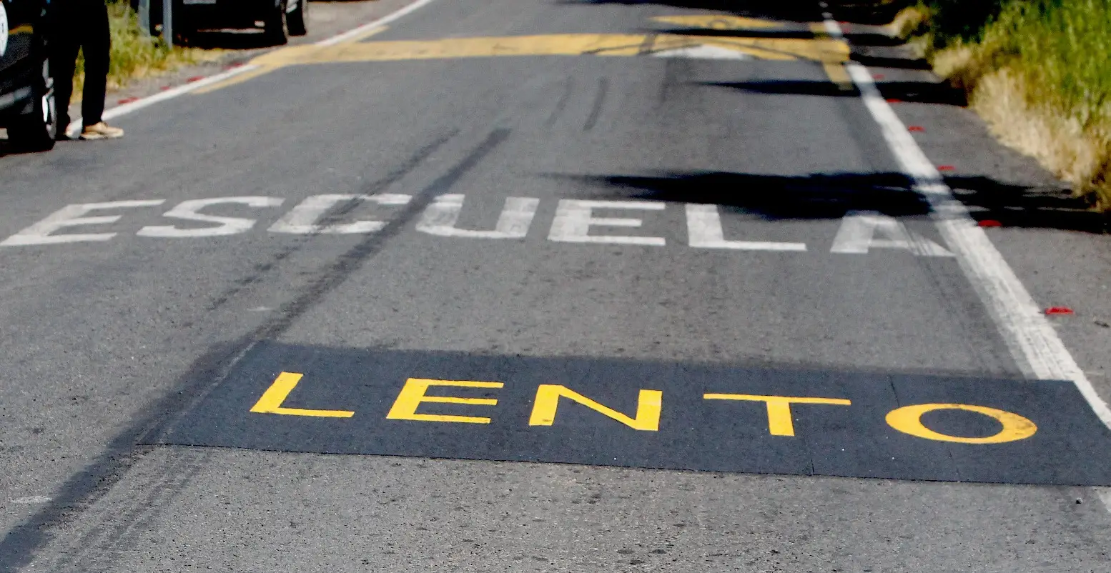 Municipio de Curicó destaca obras de seguridad vial en escuelas Isla de Marchant y Holanda