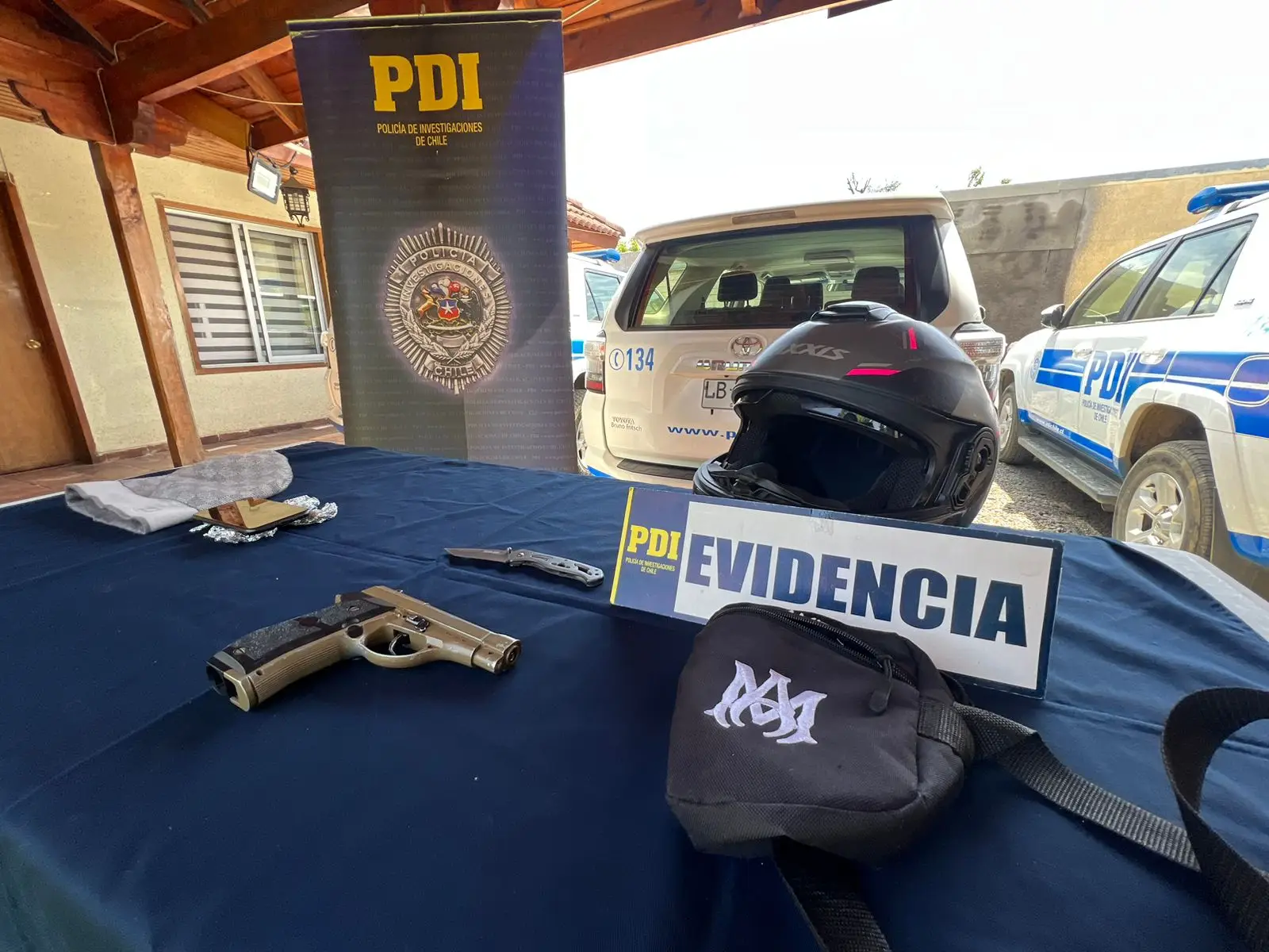 Detective repele a balazos a "motochorros" en Curicó: atacaron a estudiantes y una mujer