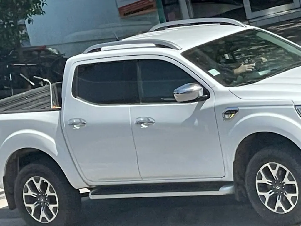 Hincha sufrió robo de su camioneta frente al Estadio Bicentenario La Granja de Curicó