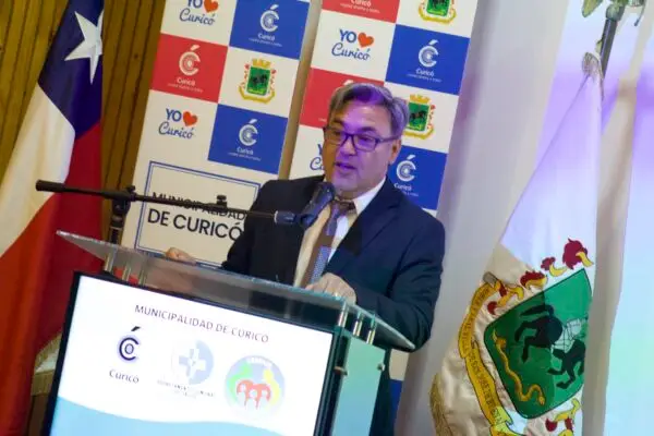 Cesfam Curicó Centro realizó cuenta pública destacando acreditación de calidad y nueva farmacia