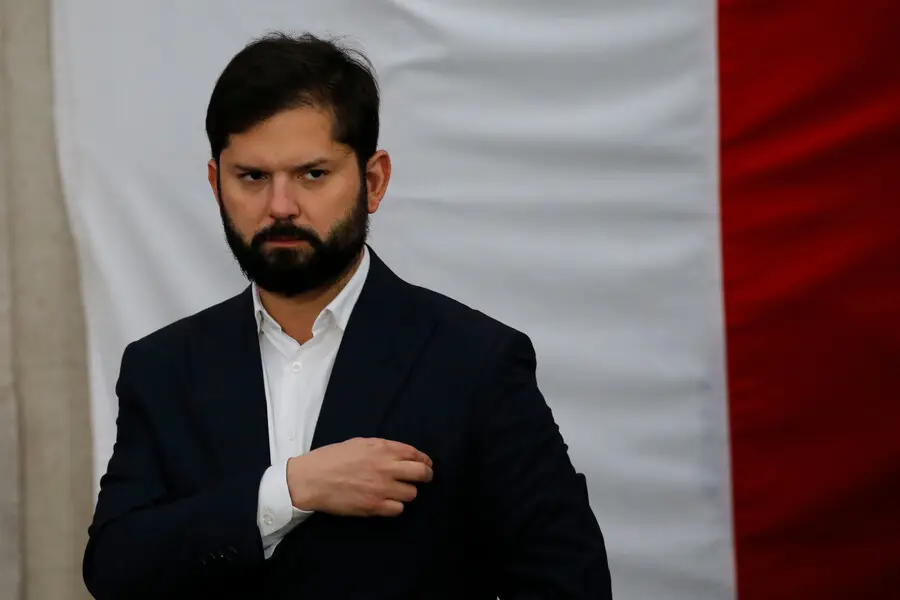 Presidente Boric condena ataque a carabinera con una granada: "No quedará impune"