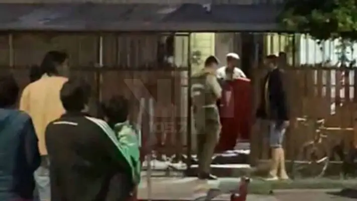 Hombre extranjero muere apuñalado frente a feria navideña en Curicó