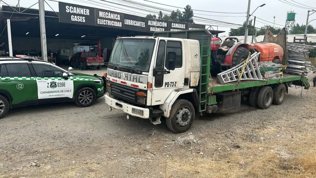 Carabineros de Molina recupera maquinaria agrícola robada desde fundo en el sector Buena Fe