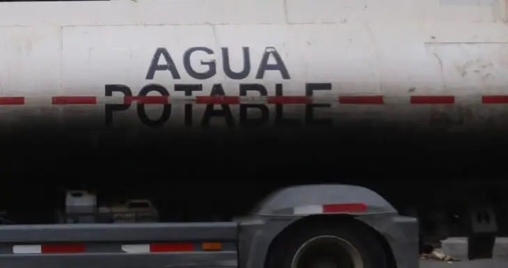 Alcaldesa de Teno acusa que protocolo del Gobierno restringe entrega de agua a cerca de mil personas
