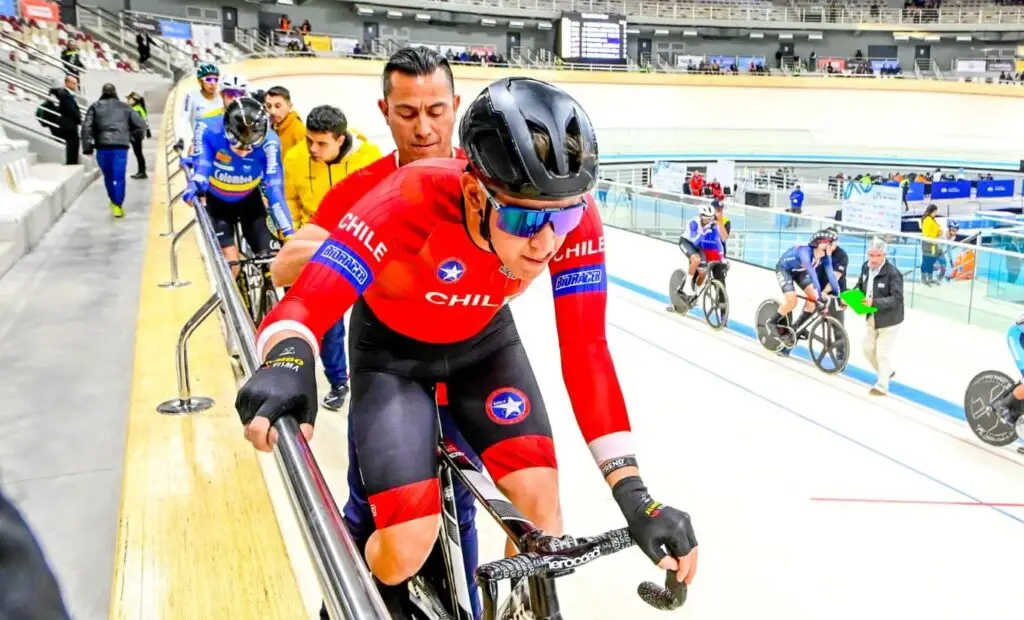 Promesa del ciclismo curicano Felipe Pizarro anuncia suspensión de su carrera deportiva