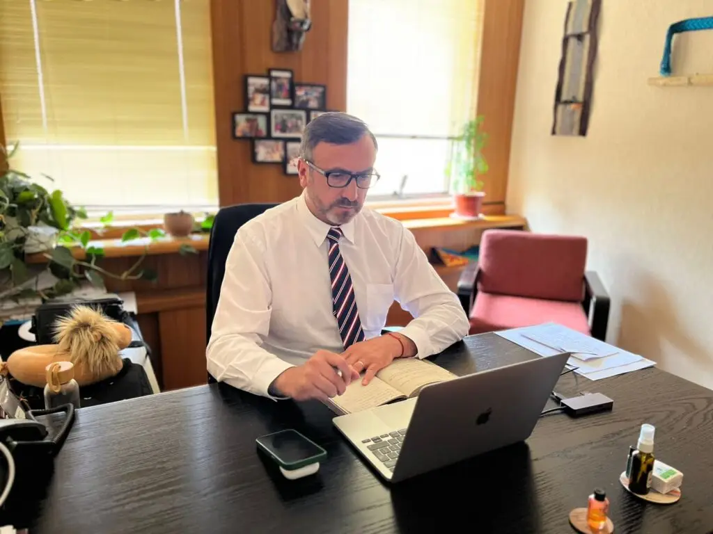 Contraloría perfecciona criterios a la Ley de Lobby tras requerimiento del diputado Francisco Pulgar