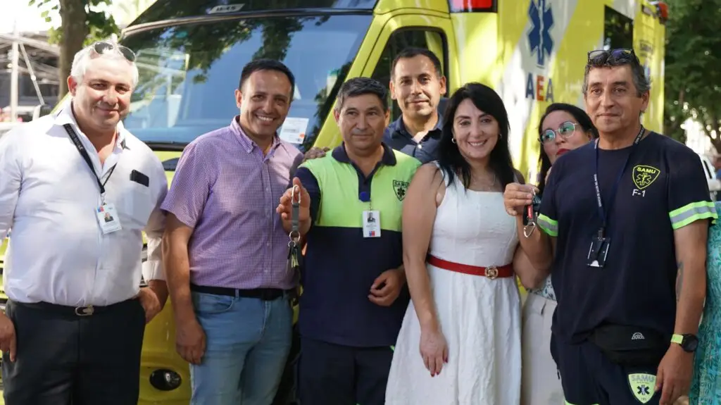 Gobierno Regional entregó tres ambulancias al Servicio de Salud Maule