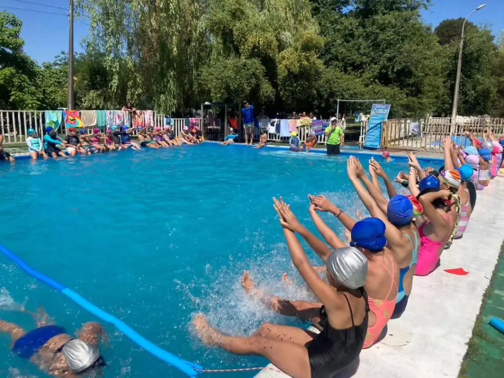 Corporación de Deportes de Curicó entregó recomendaciones a tener en cuenta en verano