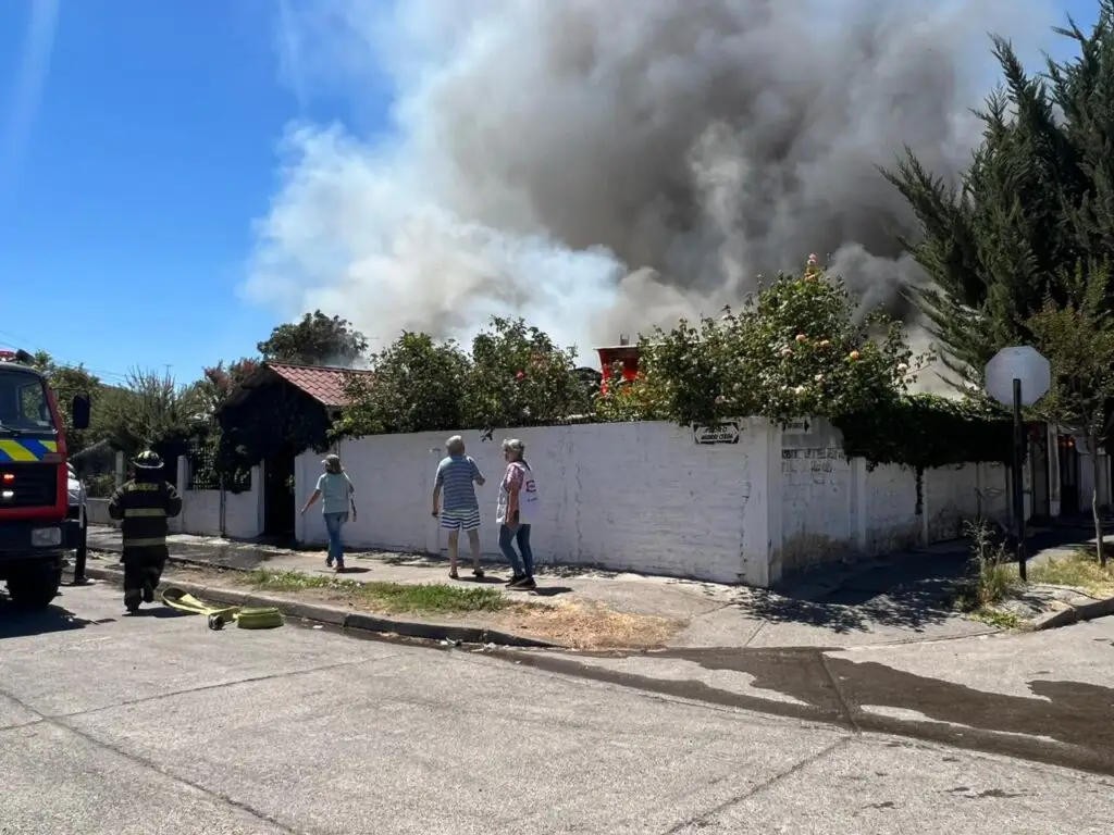 Alcaldesa criticó tardanza de Bomberos para acudir a las emergencias en Molina