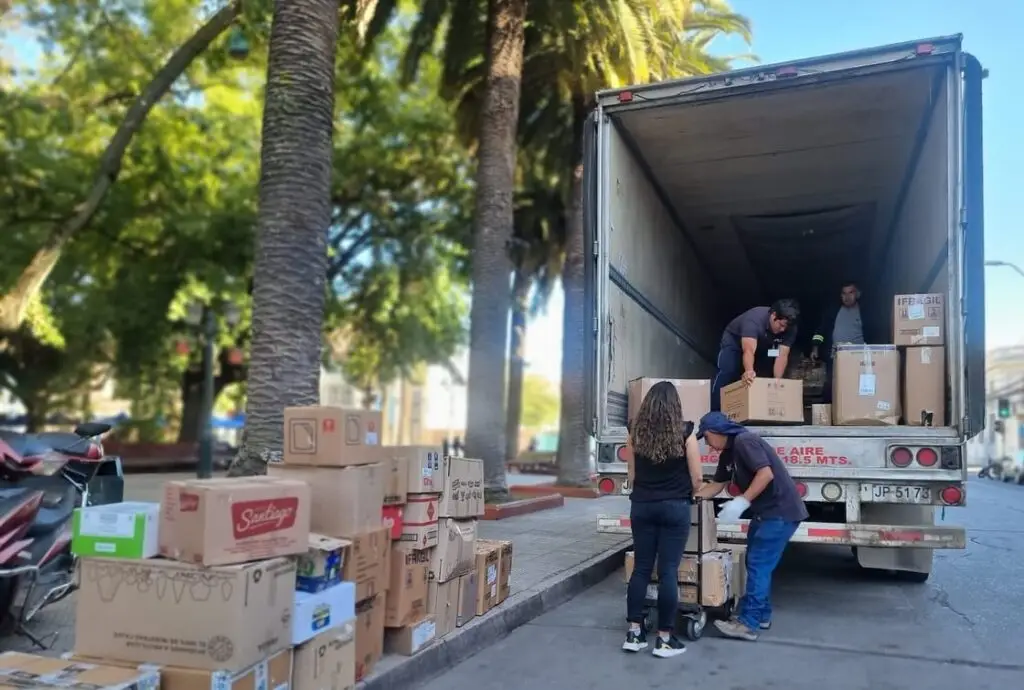 Campaña solidaria del municipio de Curicó recolectó más de diez toneladas de ayuda para Viña del Mar
