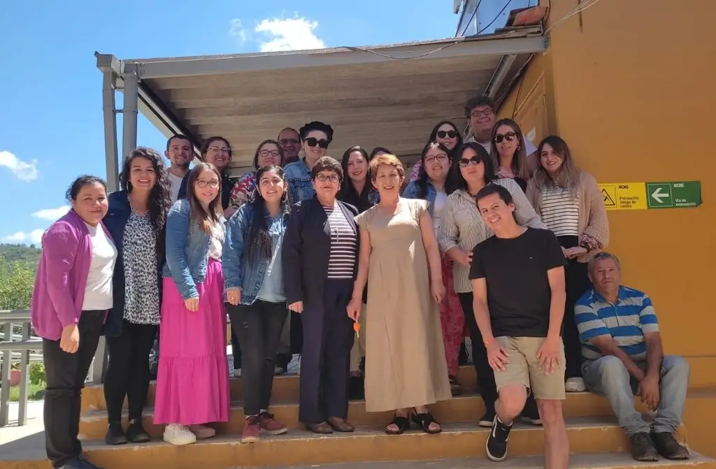 Tras 41 años volvió la enseñanza media a Escuela de Mira Río en Hualañé