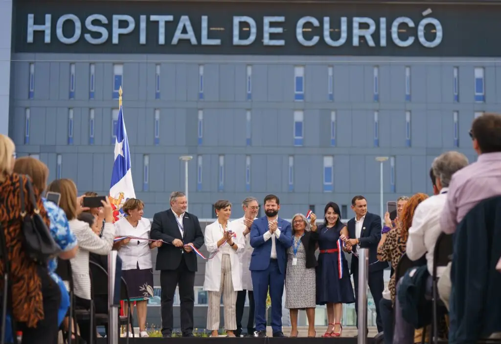 “Es la reivindicación de la salud pública”: Presidente Boric inauguró nuevo Hospital de Curicó
